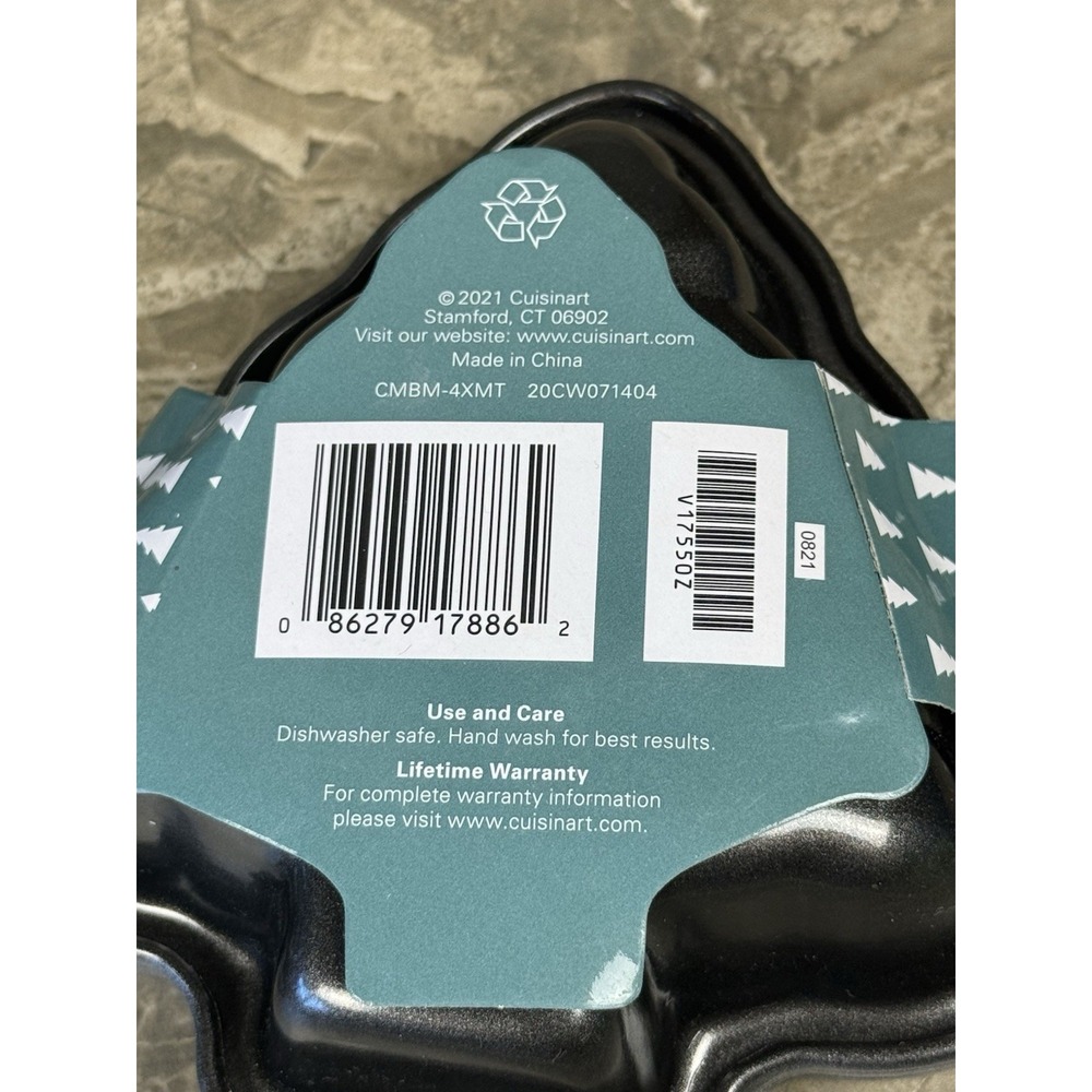 Cuisinart Bakeware Mini Christmas Tree Cake Pans 2 – 4 Piece Set (CMBM-4XMT) New - Picture 7 of 14